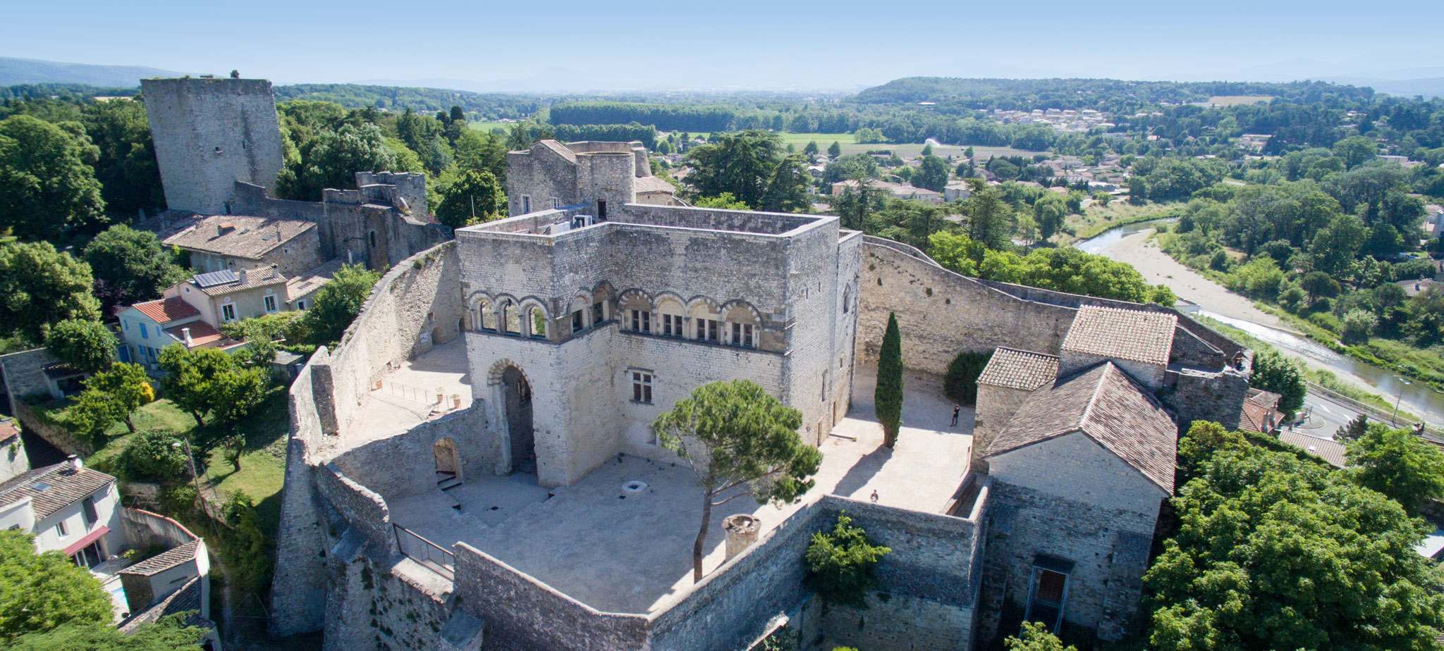 Chateau de Montelimar